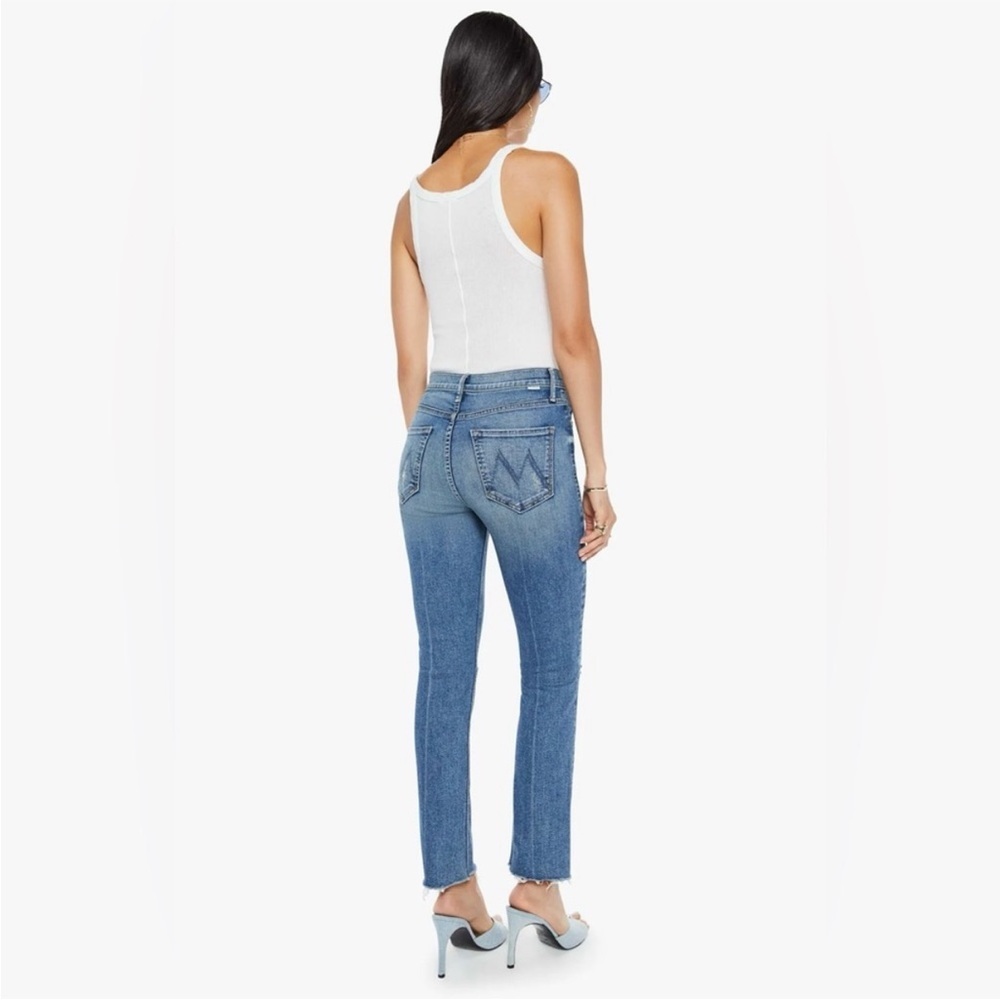 MOTHER Denim Mid Rise The Dazzler ankle fray
Size 32 - Picture 8 of 15